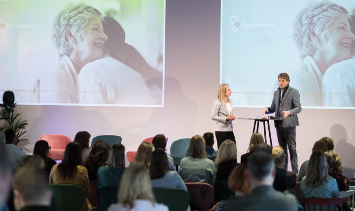 Header-ZD-event-5-oktober_Intro_Dick_algemeen_artikel Dagvoorzitter Meike de Jong met Algemeen directeur Dick Gorris